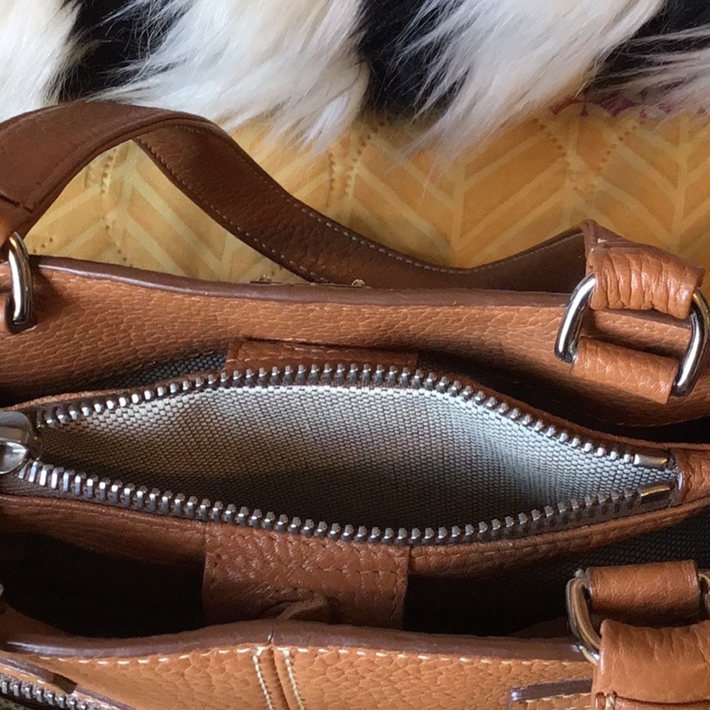 Dooney Bourke bag - Picture 7 of 10